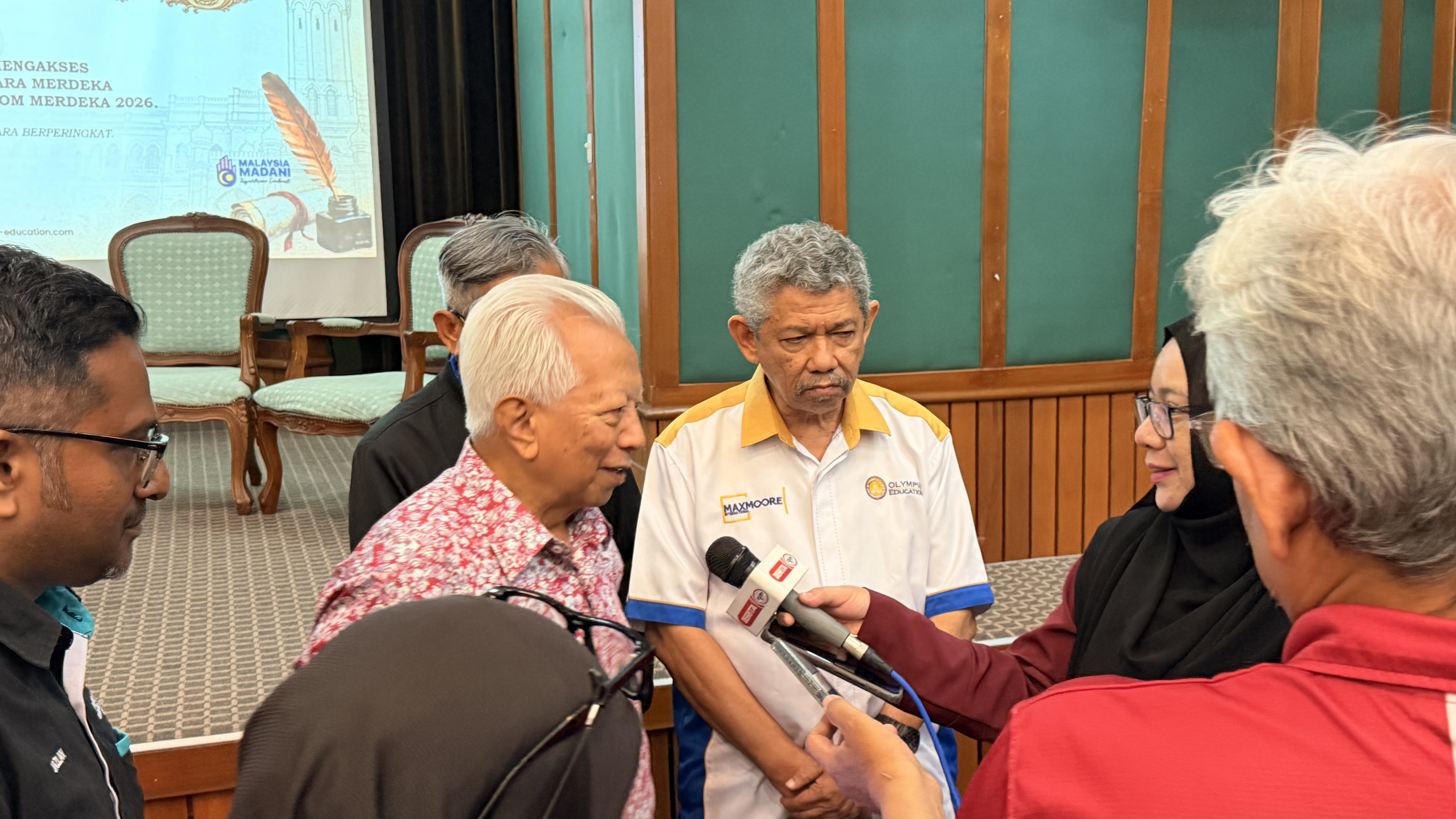 DIALOG WISDOM MERDEKA